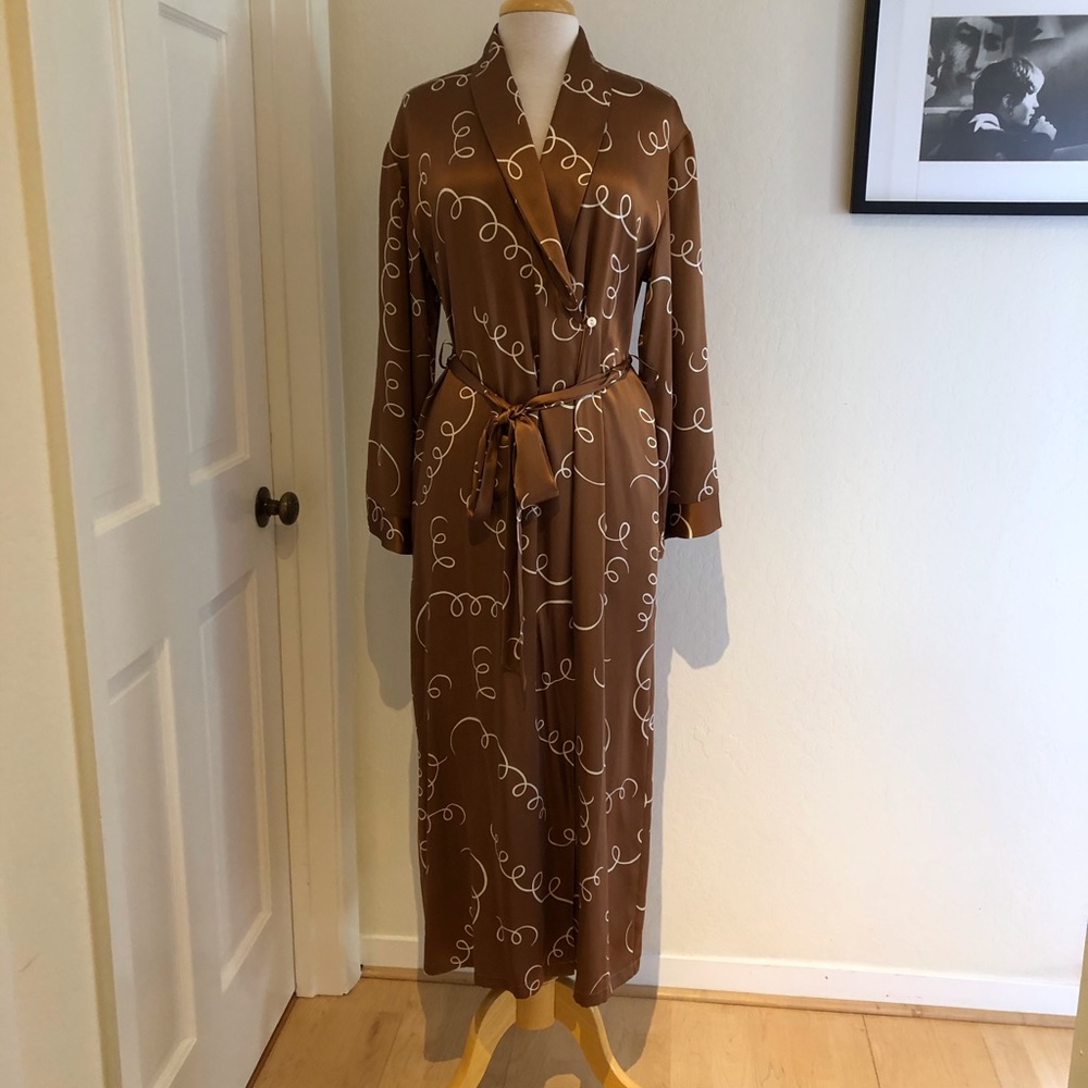 Silk satin robe, Custom made for Clos du Val.